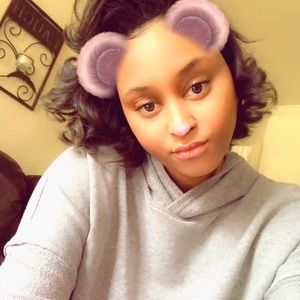 Meet your Posher, Tiara